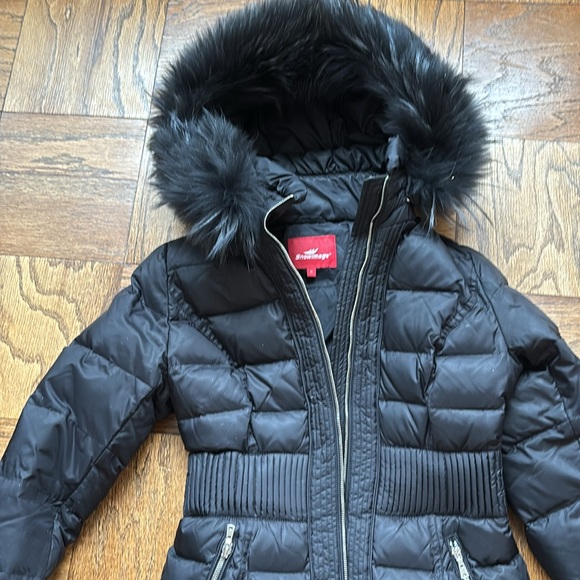 Black puffer, jacket, size medium - Picture 2 of 5